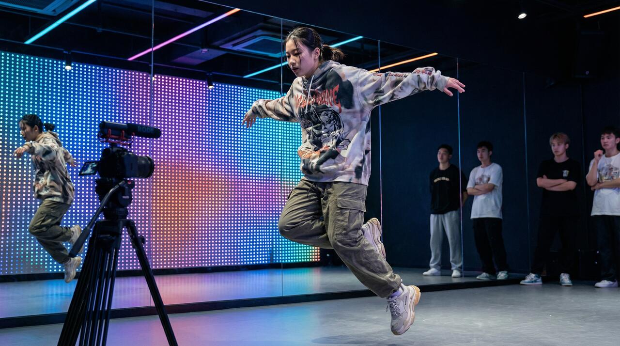 国产自拍舞蹈视频